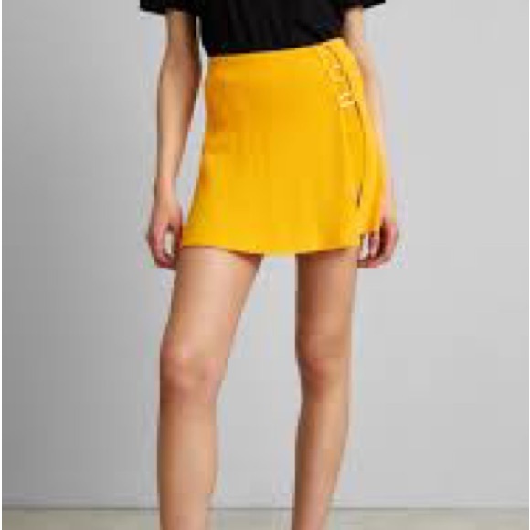 NWT Sandro Assiya Halter Bodysuit & Bussy Skort w/ Small Seam Rip & Mark on Back - Picture 5 of 16